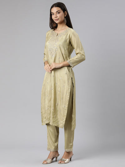 Neeru's Green Regular Straight Floral Kurta And Trousers With Dupatta