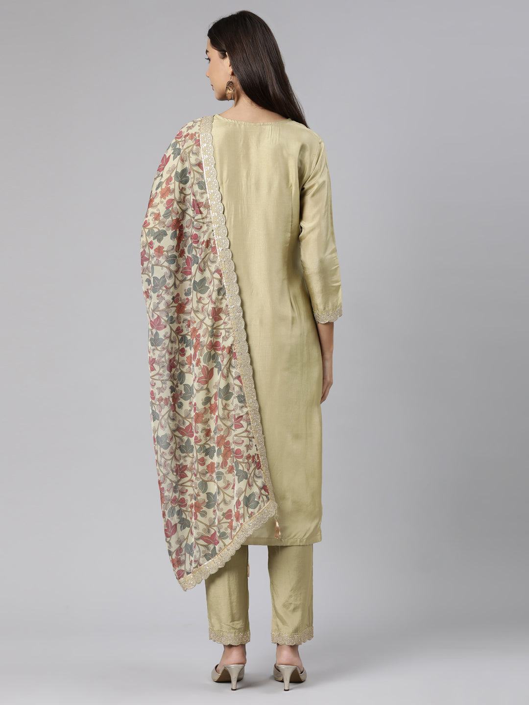 Neeru's Green Regular Straight Floral Kurta And Trousers With Dupatta