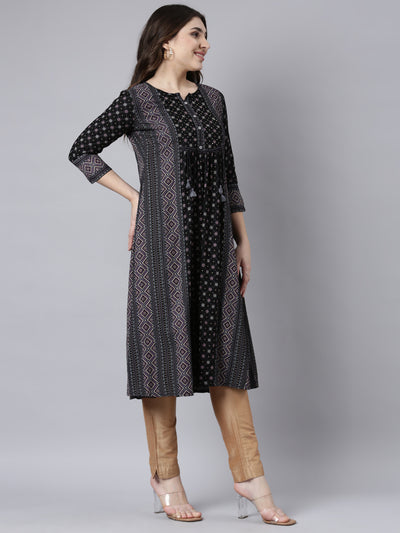 Neerus Black Regular Straight Woven Design Kurtas