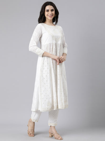 Neerus Off White Regular Straight Floral Kurta And  Trousers With Dupatta