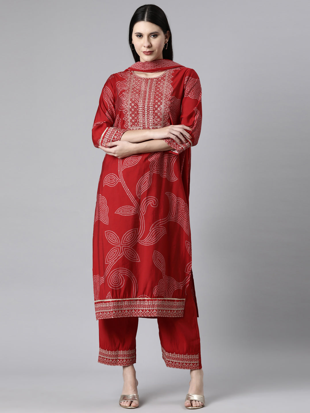 Neerus Red Casual Bandhani Straight Kurta and Trousers With Dupatta