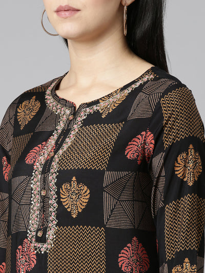 Neeru's Black Regular Straight Printed Readymade Suits