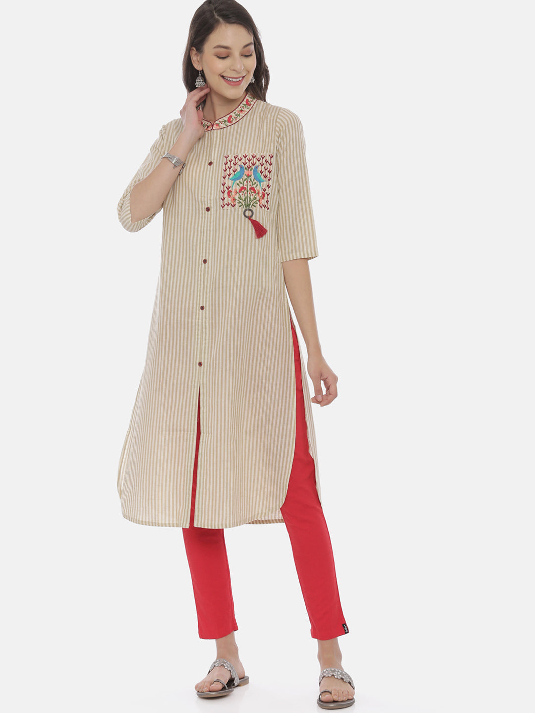 Neerus Women Cream-Coloured  White Embroidered Straight Kurta