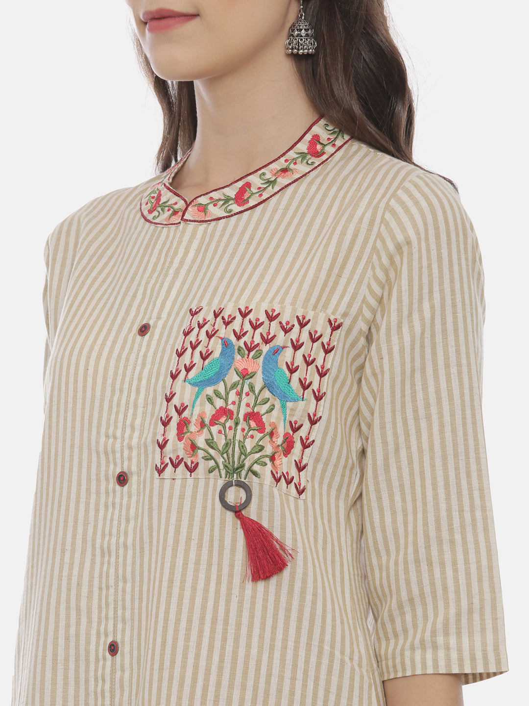 Neerus Women Cream-Coloured  White Embroidered Straight Kurta