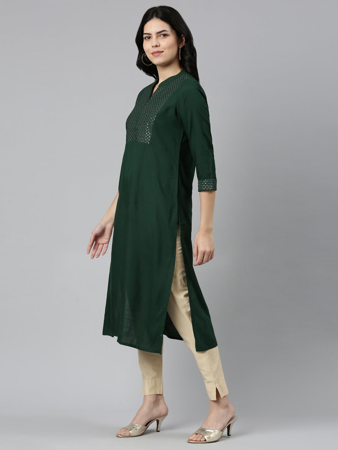 Neeru's Green Tiered Straight Solid Kurtas