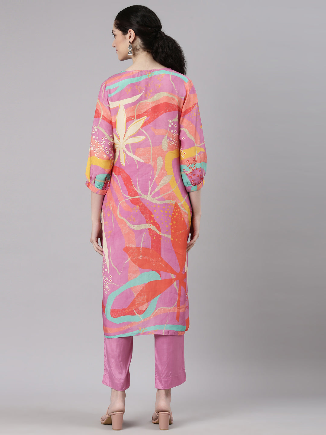 Neerus Pink Straight Casual Floral Kurta and Trouser