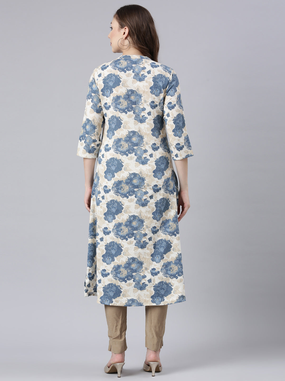 Neerus Blue Panelled Straight Floral Kurtas