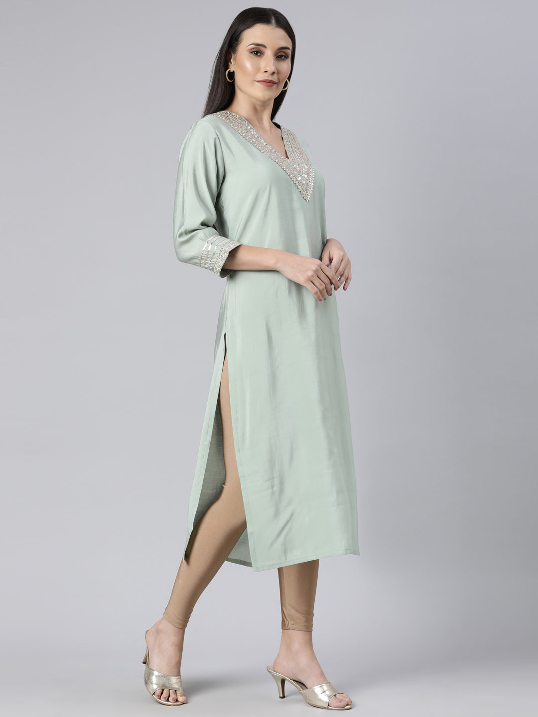 Neerus Green Regular Straight Solid Kurtas