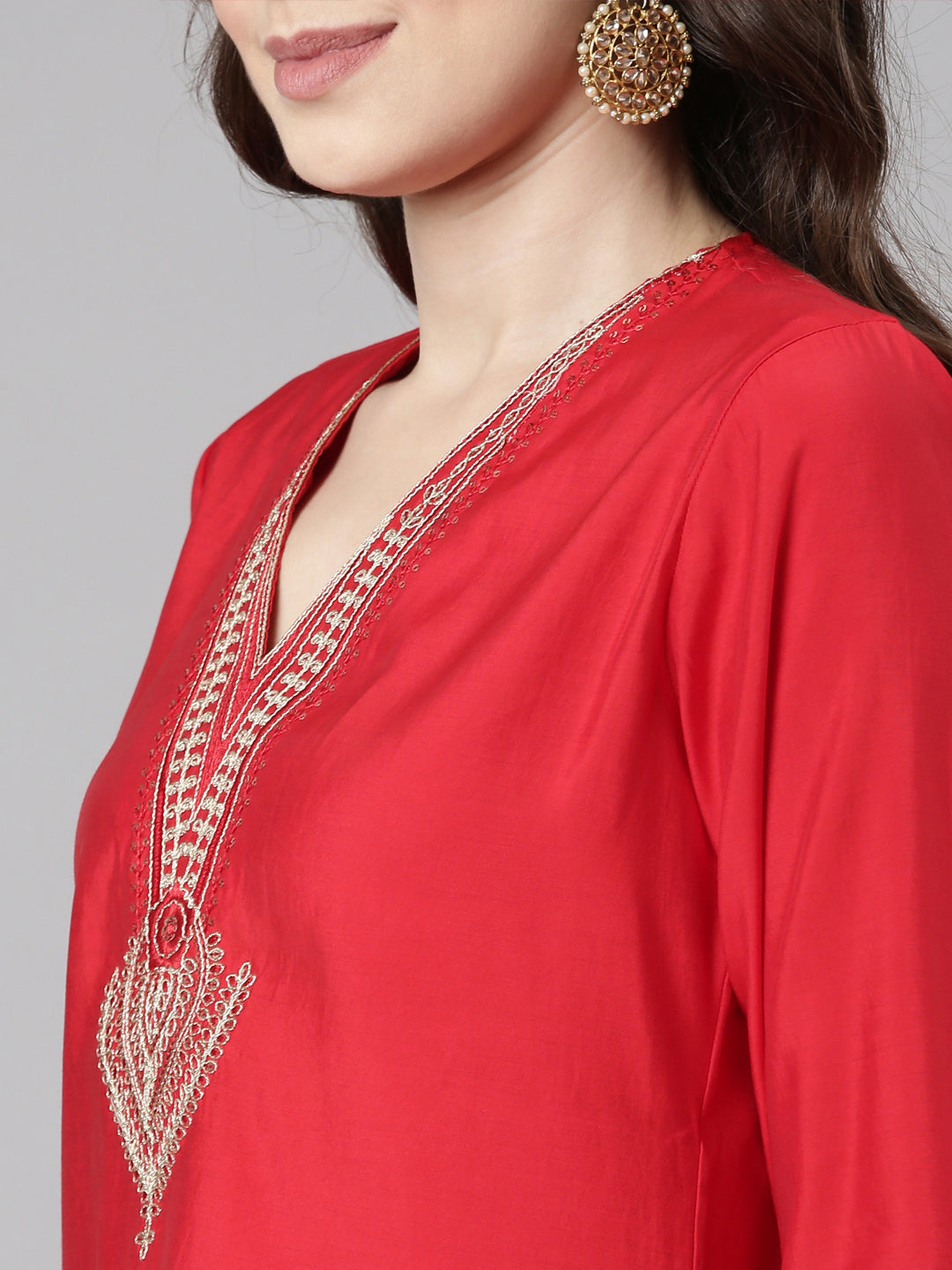 Neerus Red Casual Solid Straight Kurta and Trousers With Dupatta