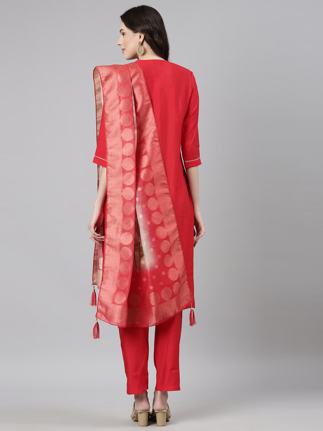 Neerus Red Casual Solid Straight Kurta and Trousers With Dupatta