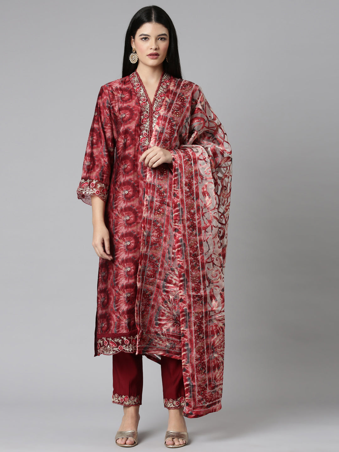 Neerus Maroon Casual Ombre Straight Kurta and Trousers With Dupatta