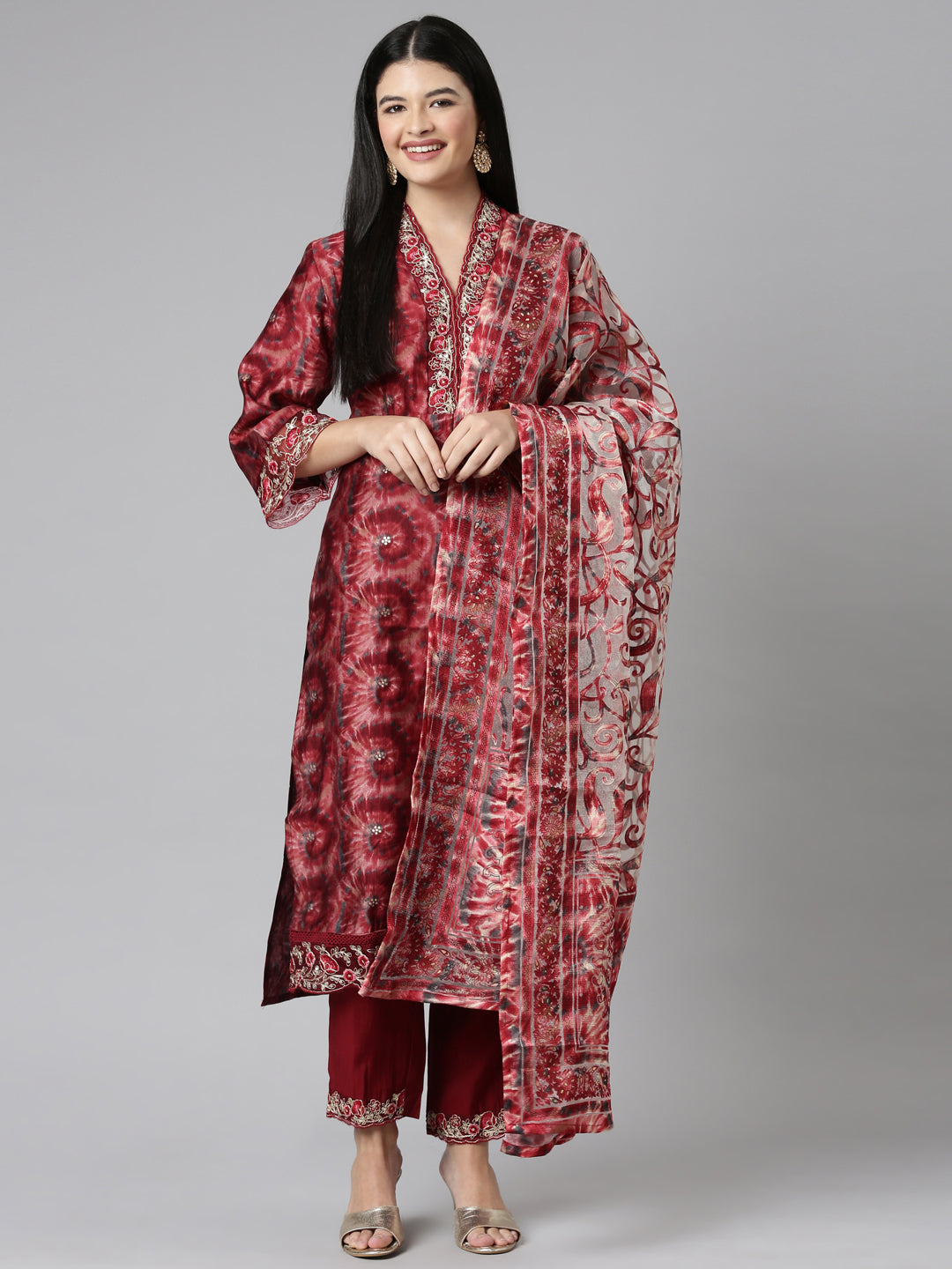 Neerus Maroon Casual Ombre Straight Kurta and Trousers With Dupatta