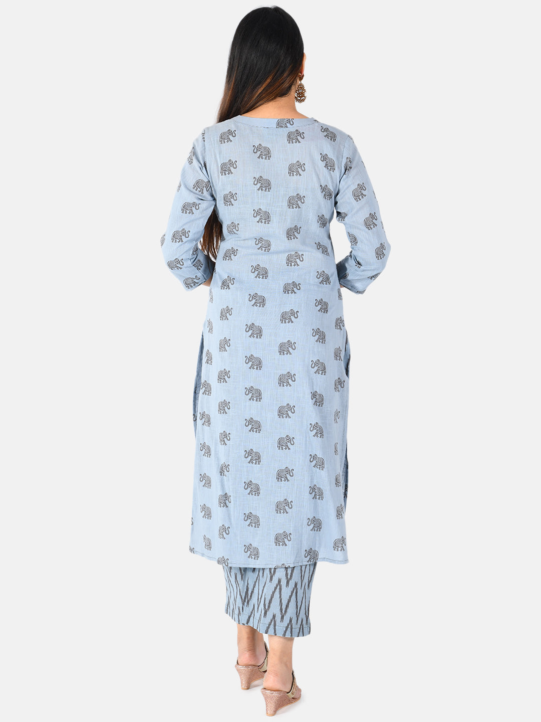 Neerus Women Blue Printed Straight Kurta