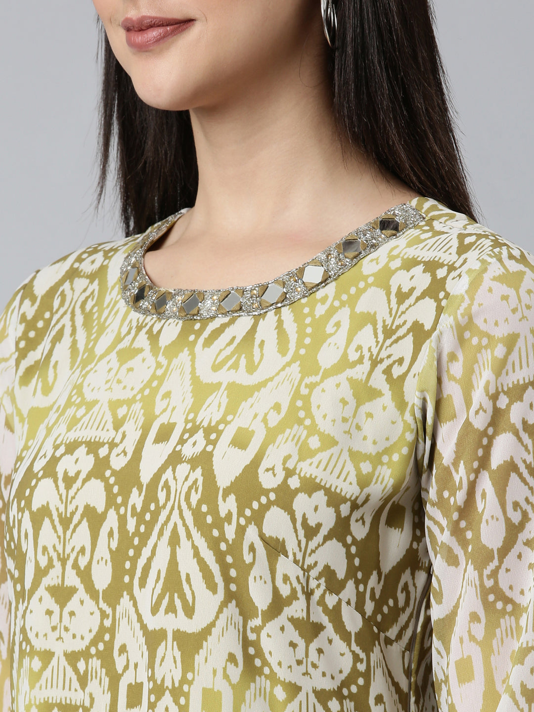 Neeru's Green Straight Casual Printed Dress