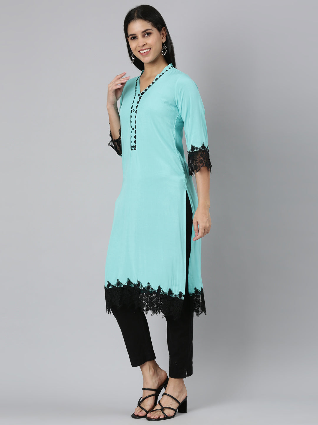 Neerus Sea Green Straight Casual Solid Straight Kurtas