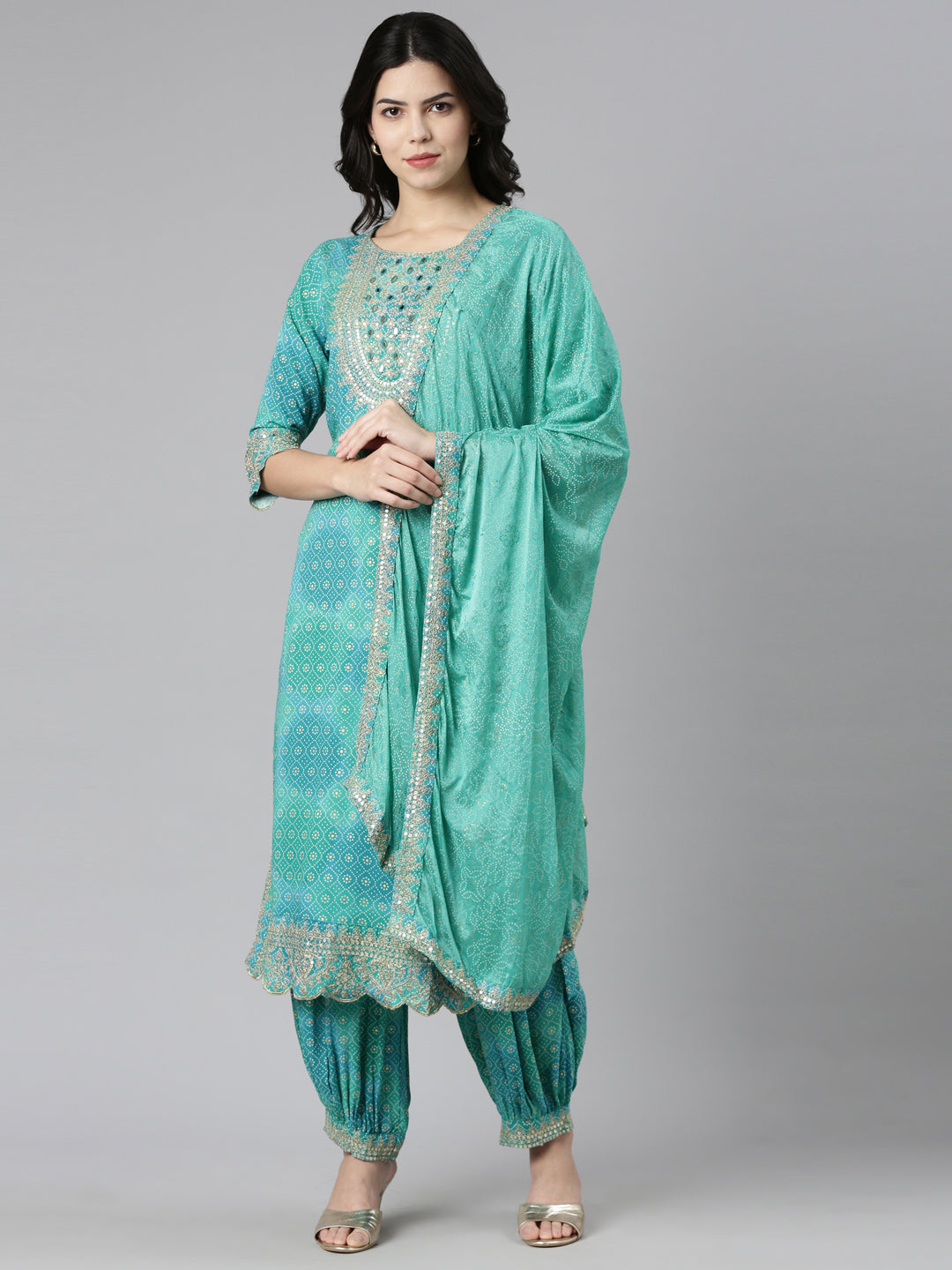 Neeru's Green Regular Straight Printed Kurta And Salwar With Dupatta