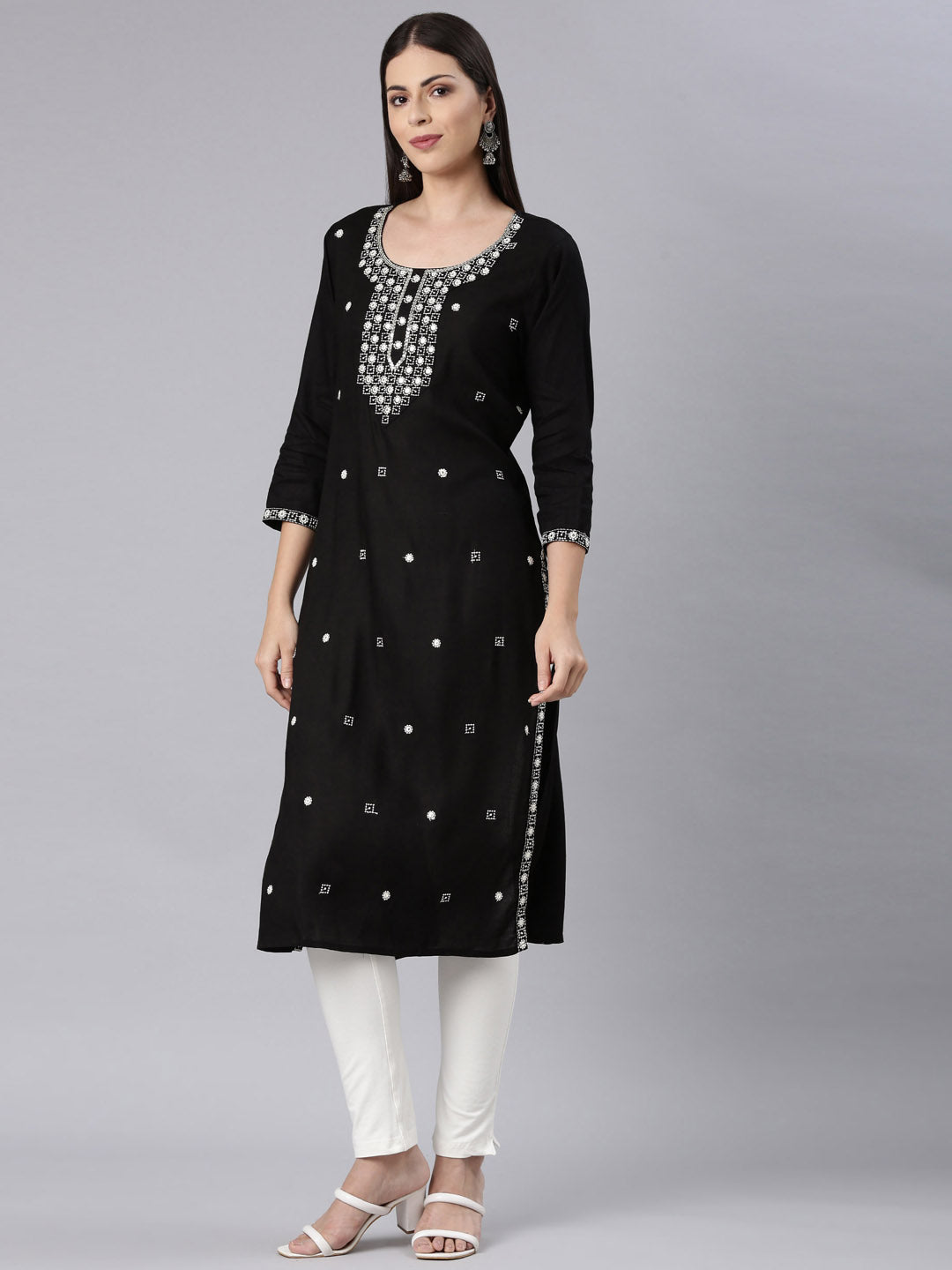 Neerus Black Straight Casual Solid Straight Kurtas