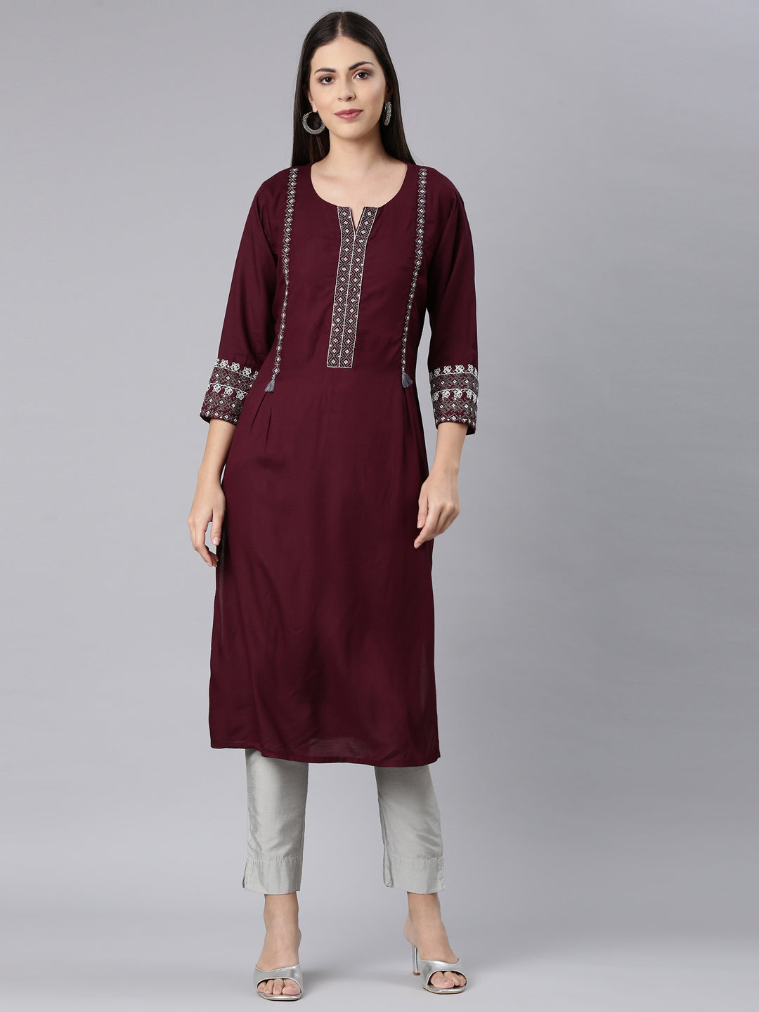 Neerus Maroon Straight Casual Solid Straight Kurtas