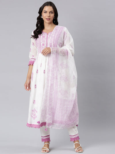 Neerus Lavender Panelled Straight Yoke Design Kurta And Trousers With Dupatta