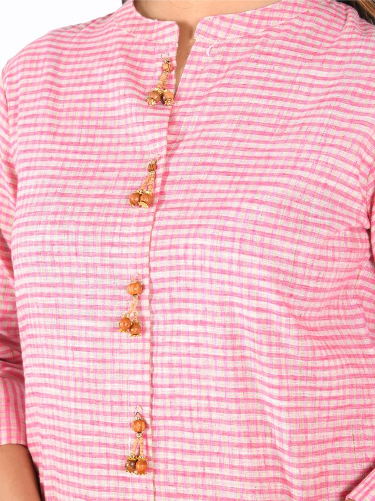 Neeru's Pink Check Straight Kurta