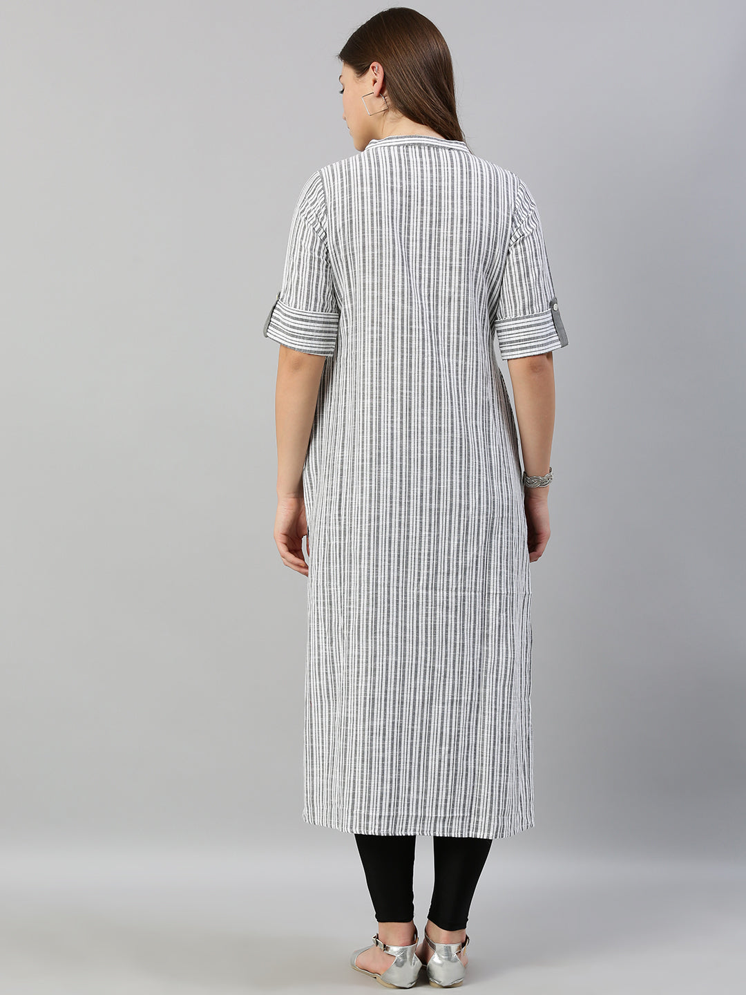 Neeru's Women Grey White Striped Straight Kurta With Mirror Work