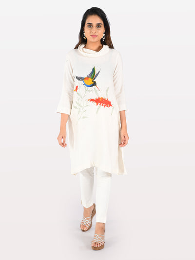 Neeru's Off White Printed Straight Kurta